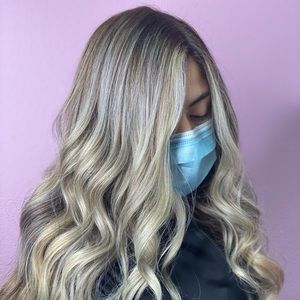 Meet your Posher, Lisa